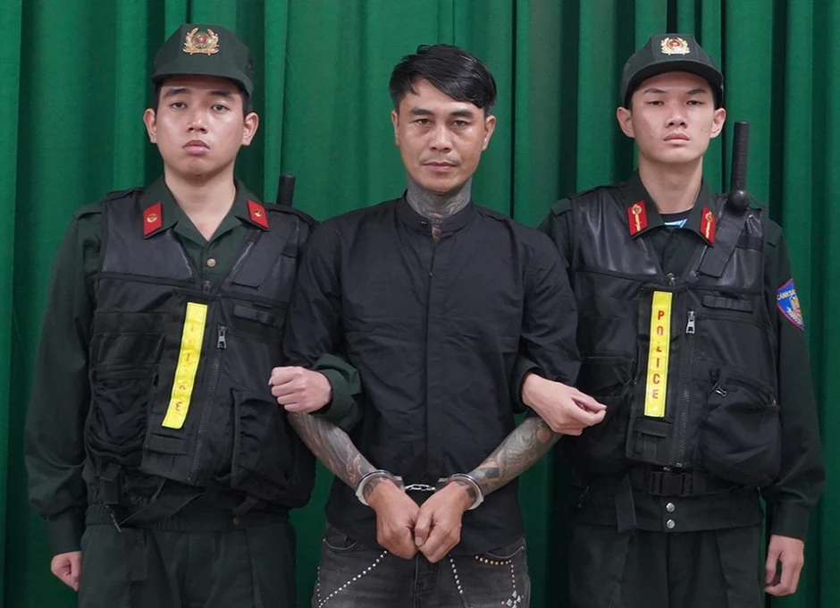 Người đưa 2,5 tỷ nhờ 'chạy án' vụ Được 'Đất Bắc', Lê Phong Gia Lai bị đề nghị truy tố Người đưa 2,5 tỷ nhờ 'chạy án' vụ Được 'Đất Bắc', Lê Phong Gia Lai bị đề nghị truy tố