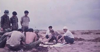 Người lính Sán Dìu gần 30 năm lần theo “tọa độ ký ức” tìm đồng đội