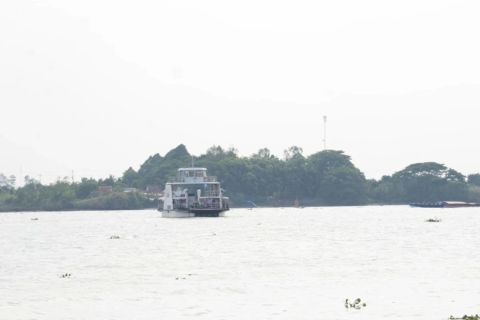 Người phụ nữ bị mỏ bàn phà đè tử vong