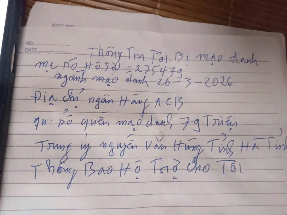 Người phụ nữ ở Hà Tĩnh chuẩn bị chuyển 79 triệu đồng vào tài khoản ACB, sự xuất hiện của nhóm người này đã chặn đứng giao dịch Người phụ nữ ở Hà Tĩnh chuẩn bị chuyển 79 triệu đồng vào tài khoản ACB, sự xuất hiện của nhóm người này đã chặn đứng giao dịch