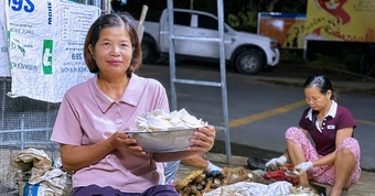 Người phụ nữ Thanh Hóa biến củ 'chống đói' thành đặc sản vùng cao