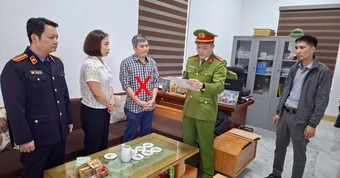 Nguyên giám đốc cùng hai thuộc cấp ở Lào Cai bị bắt vì lập khống hồ sơ