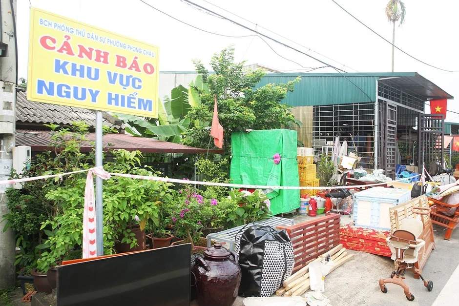 Nhà dân sụt lún nửa mét sau một đêm, Phú Thọ lên phương án khẩn cấp Nhà dân sụt lún nửa mét sau một đêm, Phú Thọ lên phương án khẩn cấp