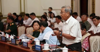 Nhân chứng kể gì về mộ liệt sĩ tập thể tại Công viên Lê Thị Riêng?