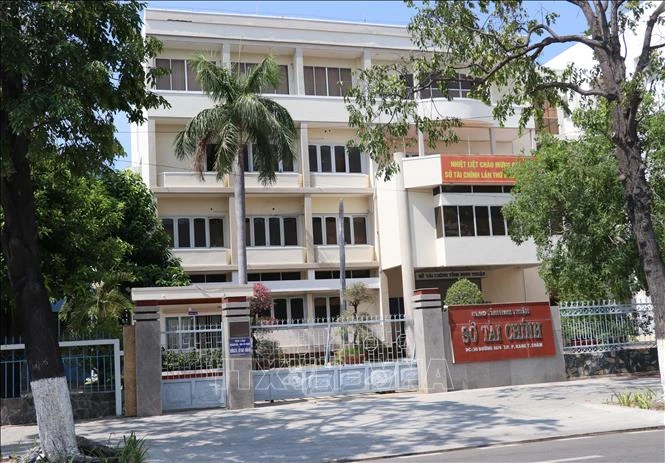 Nhiều cơ sở nhà, đất dôi dư đang dần xuống cấp gây lãng phí Nhiều cơ sở nhà, đất dôi dư đang dần xuống cấp gây lãng phí