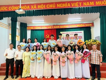 Nhiều học sinh ưu tú được kết nạp Đảng khi còn ngồi trên ghế nhà trường