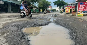 Nhiều tuyến đường xuống cấp do thi công dự án ở Long Thành