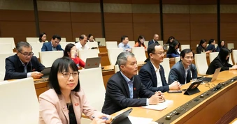 Những chuyện chưa kể ở nghị trường