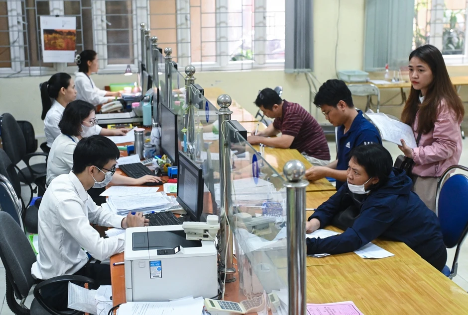 Những khoản trợ cấp mà công chức tự nguyện thôi việc được nhận Những khoản trợ cấp mà công chức tự nguyện thôi việc được nhận