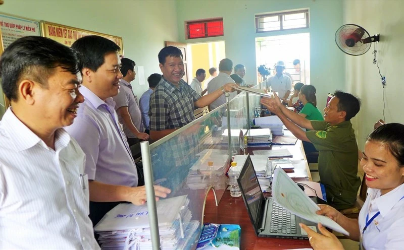 Những trường hợp cán bộ cấp xã không được hưởng chế độ tinh giản biên chế 2026 Những trường hợp cán bộ cấp xã không được hưởng chế độ tinh giản biên chế 2026