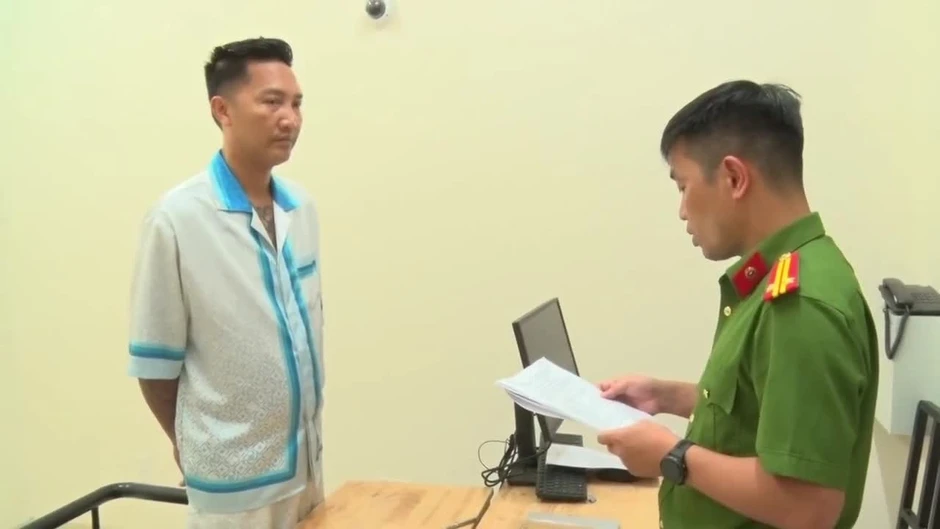 Những vấn đề sẽ được CQĐT làm rõ liên quan 2 tội danh của Huấn Hoa Hồng Những vấn đề sẽ được CQĐT làm rõ liên quan 2 tội danh của Huấn Hoa Hồng