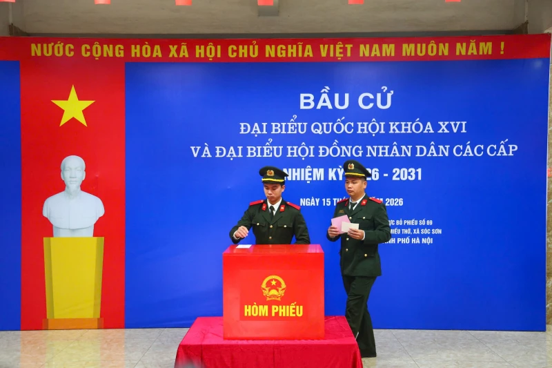 Niềm tự hào của học viên Công an nhân dân trong lần đầu cầm lá phiếu
