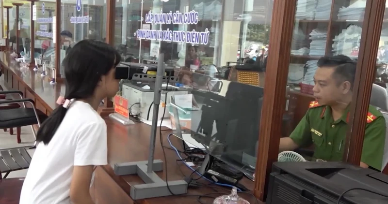 Nỗ lực xuyên lễ hoàn thiện định danh điện tử cho học sinh