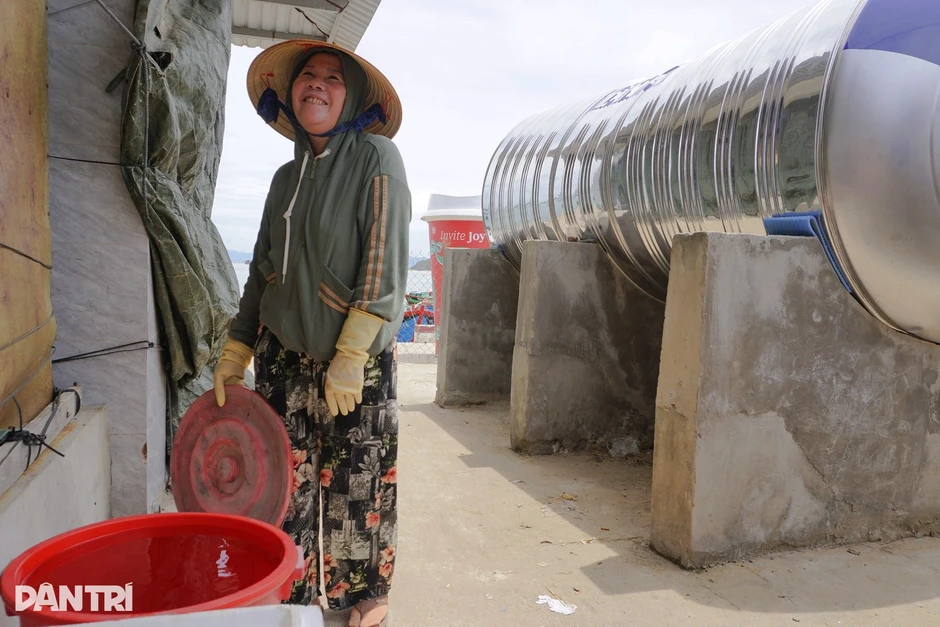 Nơi người dân "mua chỉ vàng dễ hơn mua can nước sạch" Nơi người dân "mua chỉ vàng dễ hơn mua can nước sạch"