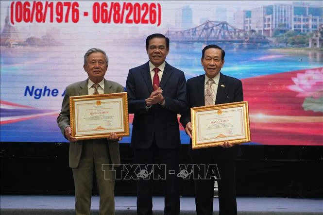 Nửa thế kỷ vun đắp tình hữu nghị, mở rộng hợp tác Việt Nam - Thái Lan Nửa thế kỷ vun đắp tình hữu nghị, mở rộng hợp tác Việt Nam - Thái Lan