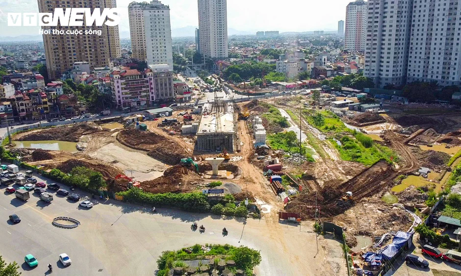 Nút giao 786 tỷ đồng ở Hà Nội đúc phiến dầm đầu tiên sau nhiều năm đình trệ Nút giao 786 tỷ đồng ở Hà Nội đúc phiến dầm đầu tiên sau nhiều năm đình trệ