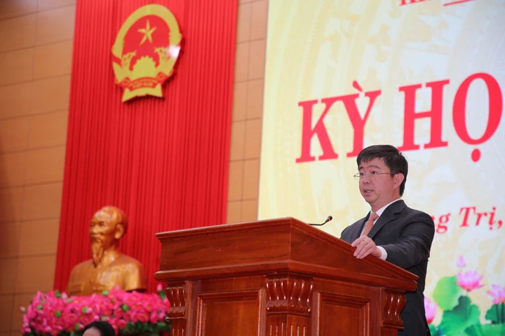 Ông Bùi Hoàng Phương được bầu làm Chủ tịch UBND tỉnh Quảng Trị Ông Bùi Hoàng Phương được bầu làm Chủ tịch UBND tỉnh Quảng Trị