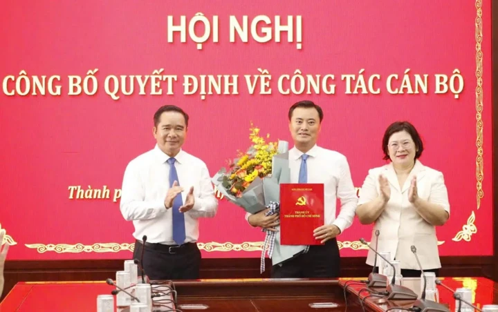 Ông Bùi Xuân Cường làm Bí thư phường Sài Gòn Ông Bùi Xuân Cường làm Bí thư phường Sài Gòn