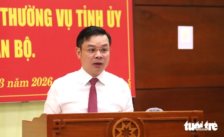 Ông Đỗ Hữu Huy làm Bí thư Đảng ủy UBND tỉnh Đắk Lắk Ông Đỗ Hữu Huy làm Bí thư Đảng ủy UBND tỉnh Đắk Lắk