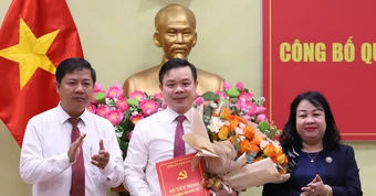 Ông Đỗ Hữu Huy làm Bí thư Đảng ủy UBND tỉnh Đắk Lắk