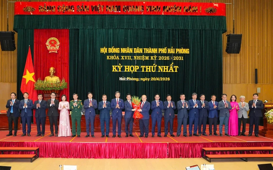Ông Đỗ Thành Trung làm Chủ tịch UBND TP Hải Phòng Ông Đỗ Thành Trung làm Chủ tịch UBND TP Hải Phòng