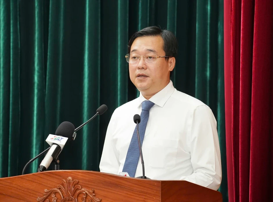 Ông Lê Quốc Phong: Báo và Phát thanh - Truyền hình TP.HCM tạo ra tổ hợp truyền thông đa phương tiện Ông Lê Quốc Phong: Báo và Phát thanh - Truyền hình TP.HCM tạo ra tổ hợp truyền thông đa phương tiện