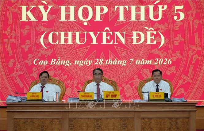Ông Lương Tuấn Hùng được bầu làm Phó Chủ tịch UBND tỉnh Cao Bằng Ông Lương Tuấn Hùng được bầu làm Phó Chủ tịch UBND tỉnh Cao Bằng