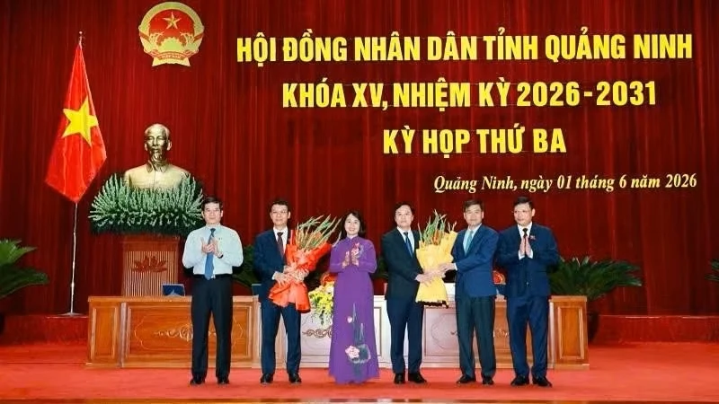 Ông Nguyễn Hồng Dương được bầu làm Phó Chủ tịch HĐND tỉnh Quảng Ninh Ông Nguyễn Hồng Dương được bầu làm Phó Chủ tịch HĐND tỉnh Quảng Ninh