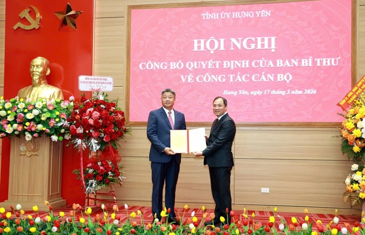Ông Nguyễn Mạnh Quyền làm Phó bí thư Tỉnh ủy Hưng Yên Ông Nguyễn Mạnh Quyền làm Phó bí thư Tỉnh ủy Hưng Yên