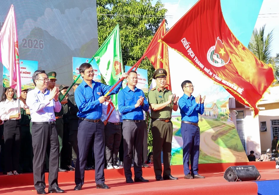Ông Nguyễn Thanh Nghị dự lễ ra quân Chiến dịch Thanh niên tình nguyện Hè năm 2026 Ông Nguyễn Thanh Nghị dự lễ ra quân Chiến dịch Thanh niên tình nguyện Hè năm 2026