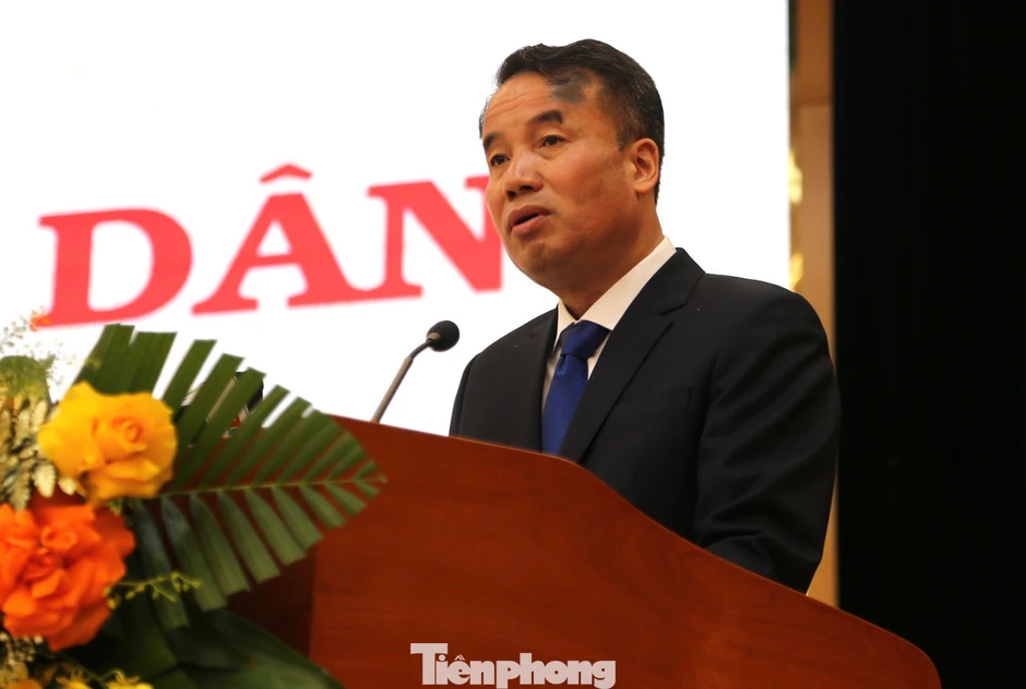 Ông Nguyễn Thế Mạnh được bầu giữ chức Chủ tịch UBND tỉnh Thái Nguyên Ông Nguyễn Thế Mạnh được bầu giữ chức Chủ tịch UBND tỉnh Thái Nguyên