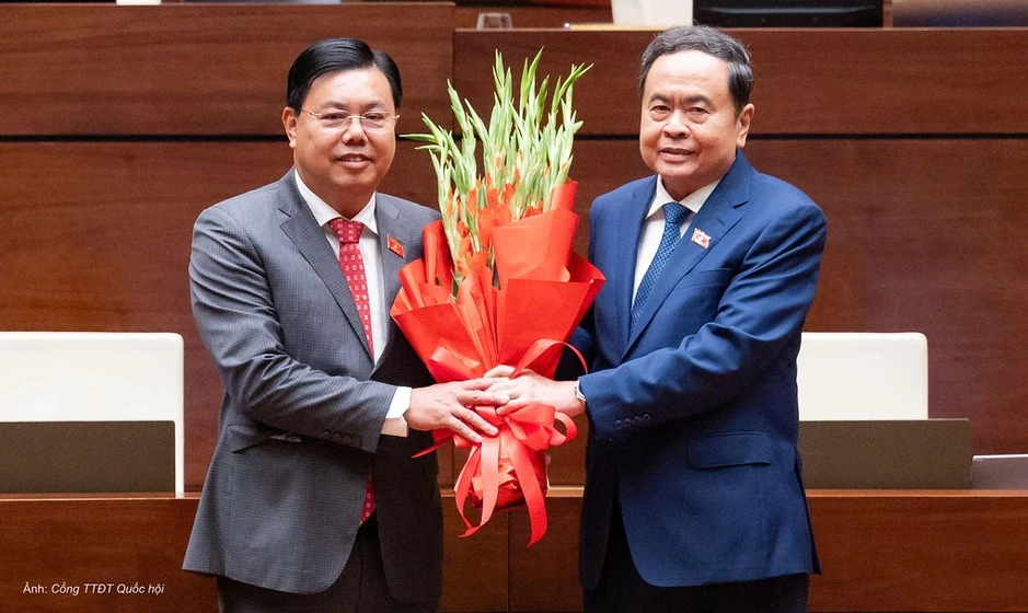 Ông Nguyễn Tiến Hải làm Bộ trưởng Nội vụ Ông Nguyễn Tiến Hải làm Bộ trưởng Nội vụ