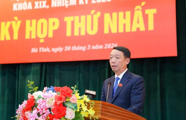 Ông Phan Thiên Định tiếp tục được bầu làm Chủ tịch UBND tỉnh Hà Tĩnh Ông Phan Thiên Định tiếp tục được bầu làm Chủ tịch UBND tỉnh Hà Tĩnh
