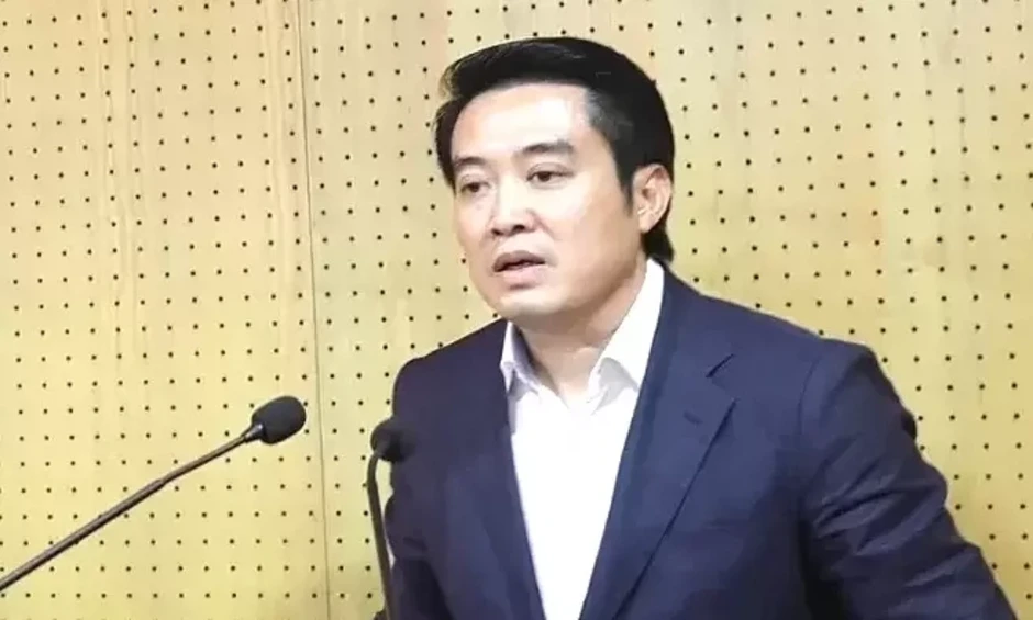 Ông Trần Anh Tuấn và Phan Văn Trọng làm trợ lý Thủ tướng Ông Trần Anh Tuấn và Phan Văn Trọng làm trợ lý Thủ tướng
