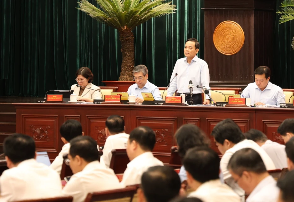 Ông Trần Lưu Quang nói về 'tính toán lại' đội hình cán bộ TPHCM Ông Trần Lưu Quang nói về 'tính toán lại' đội hình cán bộ TPHCM