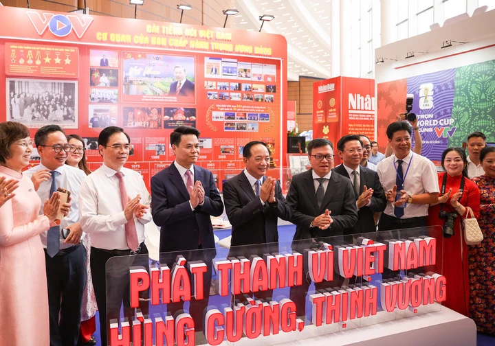 Ông Trịnh Văn Quyết: Công nghệ không thể thay đổi được sứ mệnh và lý tưởng của báo chí cách mạng Việt Nam Ông Trịnh Văn Quyết: Công nghệ không thể thay đổi được sứ mệnh và lý tưởng của báo chí cách mạng Việt Nam