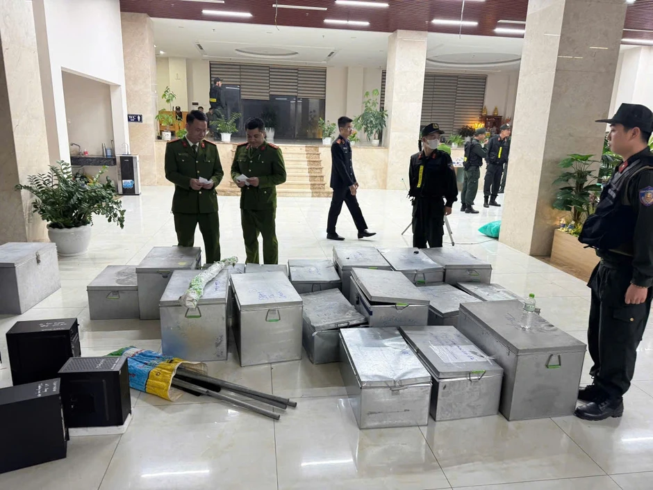 Ông trùm cát lậu Quảng Ninh vừa ‘sa lưới’ là ai? Ông trùm cát lậu Quảng Ninh vừa ‘sa lưới’ là ai?