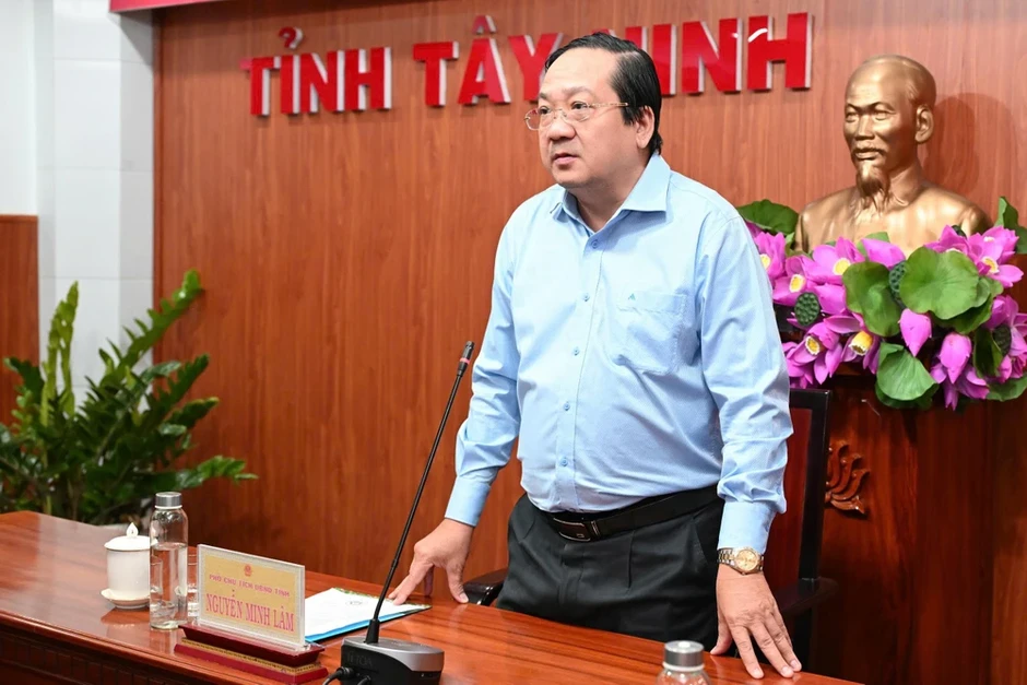 Ông Trương Tấn Sơn làm Giám đốc Sở Công Thương tỉnh Tây Ninh Ông Trương Tấn Sơn làm Giám đốc Sở Công Thương tỉnh Tây Ninh
