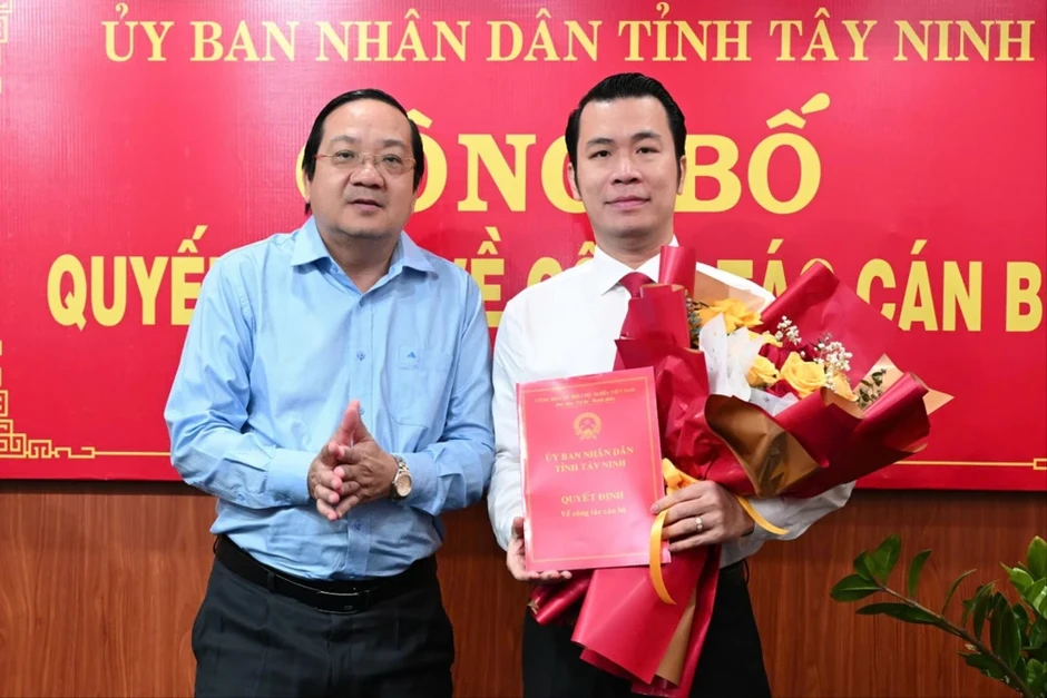 Ông Trương Tấn Sơn làm Giám đốc Sở Công Thương tỉnh Tây Ninh Ông Trương Tấn Sơn làm Giám đốc Sở Công Thương tỉnh Tây Ninh