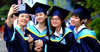 Phải giữ niềm tin vào tấm bằng đại học