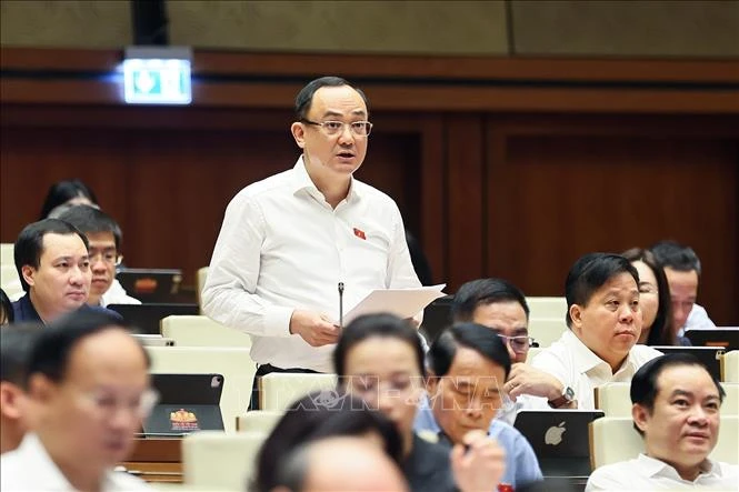 Phân quyền mạnh mẽ cho đô thị đặc biệt phải đi đôi với kiểm soát quyền lực Phân quyền mạnh mẽ cho đô thị đặc biệt phải đi đôi với kiểm soát quyền lực