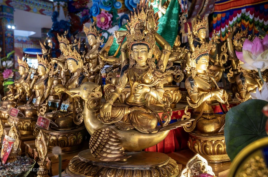 Pháp hội mùa Vu lan trên bảo tháp Kim cương thừa Pháp hội mùa Vu lan trên bảo tháp Kim cương thừa
