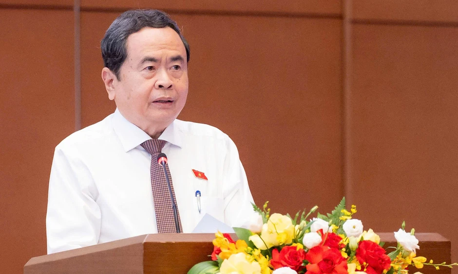 Pháp luật phải theo kịp cuộc sống, nhưng không có nghĩa là sửa luật liên tục Pháp luật phải theo kịp cuộc sống, nhưng không có nghĩa là sửa luật liên tục