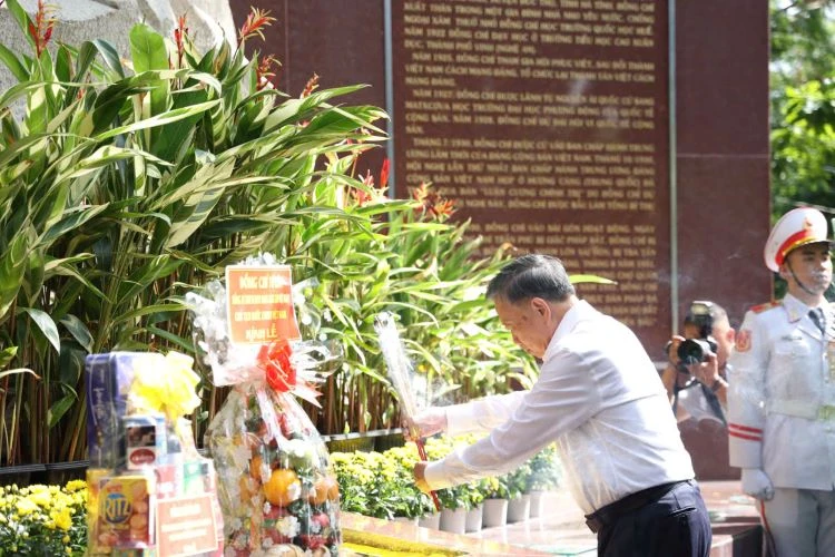 Phát biểu của Tổng Bí thư, Chủ tịch nước Tô Lâm tại Công viên Lê Thị Riêng Phát biểu của Tổng Bí thư, Chủ tịch nước Tô Lâm tại Công viên Lê Thị Riêng