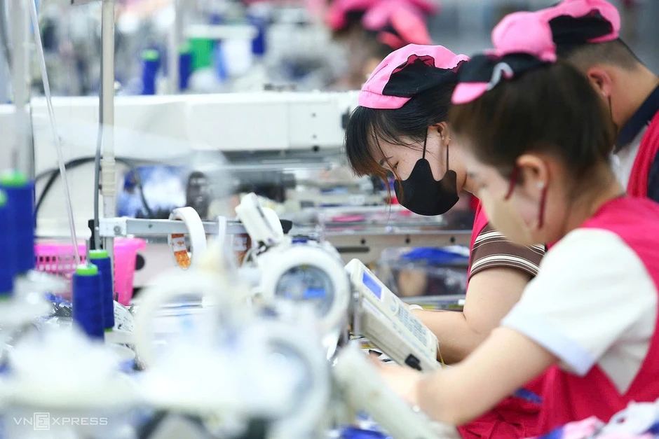 Phạt đến 25 triệu đồng với doanh nghiệp giữ giấy tờ của người lao động Phạt đến 25 triệu đồng với doanh nghiệp giữ giấy tờ của người lao động