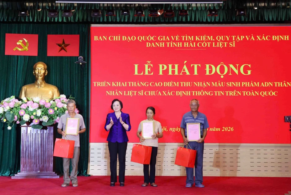 Phát động cao điểm thu nhận ADN, mở thêm cơ hội xác định danh tính liệt sĩ Phát động cao điểm thu nhận ADN, mở thêm cơ hội xác định danh tính liệt sĩ