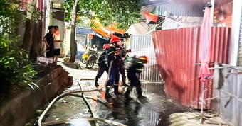 Phát hiện 2 thi thể trong nhà vệ sinh sau khi dập tắt đám cháy
