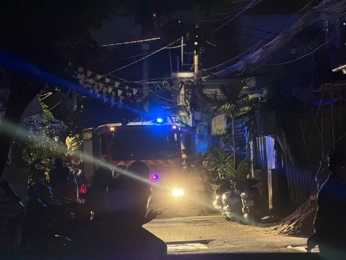 Phát hiện người đàn ông tử vong nghi do điện giật tại TPHCM Phát hiện người đàn ông tử vong nghi do điện giật tại TPHCM