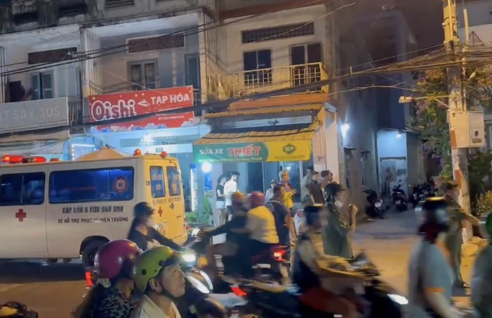 Phát hiện thanh niên treo cổ tử vong tại nhà ở TPHCM Phát hiện thanh niên treo cổ tử vong tại nhà ở TPHCM