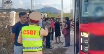 Phát hiện thêm xe nhồi nhét khách trên cao tốc Phan Thiết - Dầu Giây